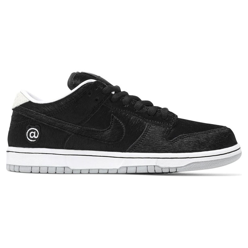 MEDICOM TOY X NIKE SB DUNK LOW OG QS