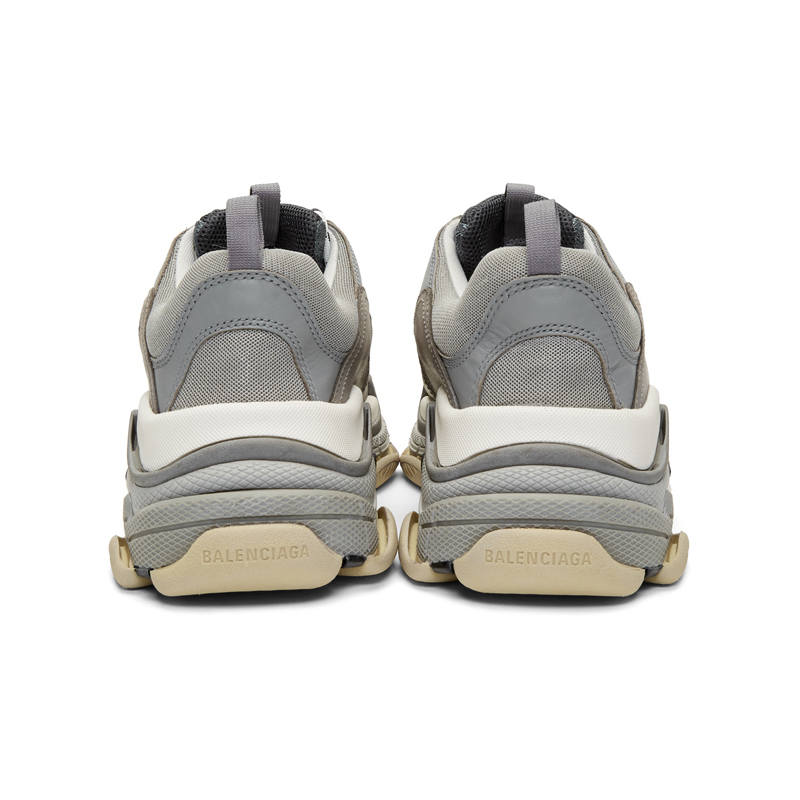 Ba*len*cia*ga triple s 