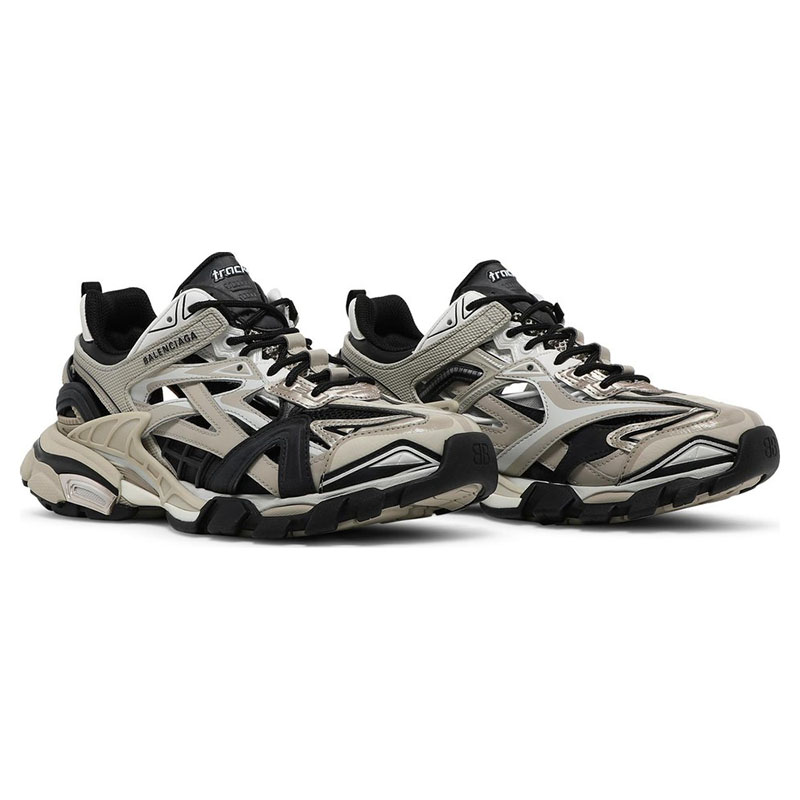 Ba*len*cia*ga track.2 