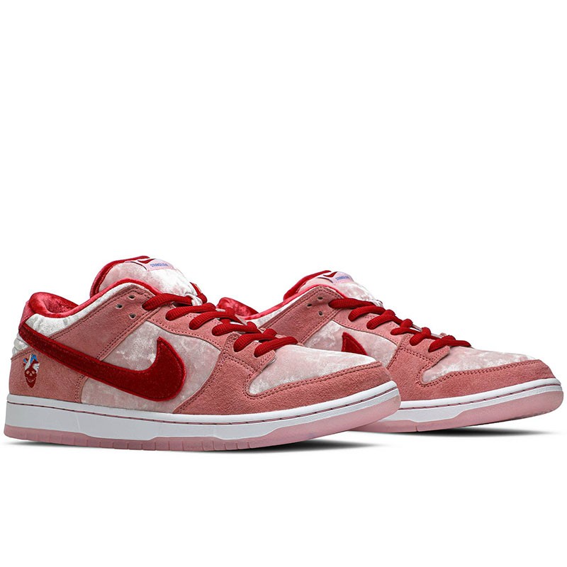 STRANGELOVE X DUNK LOW SB 