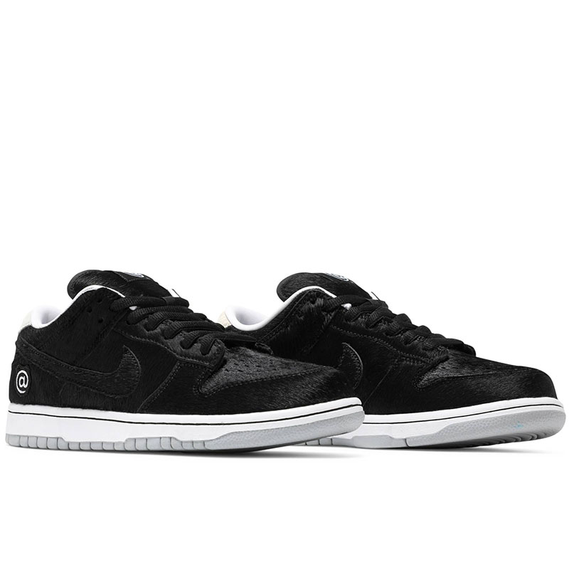 MEDICOM TOY X NIKE SB DUNK LOW OG QS