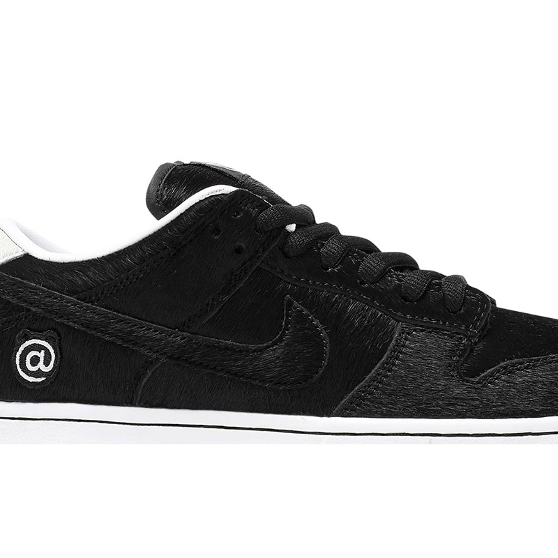 MEDICOM TOY X NIKE SB DUNK LOW OG QS