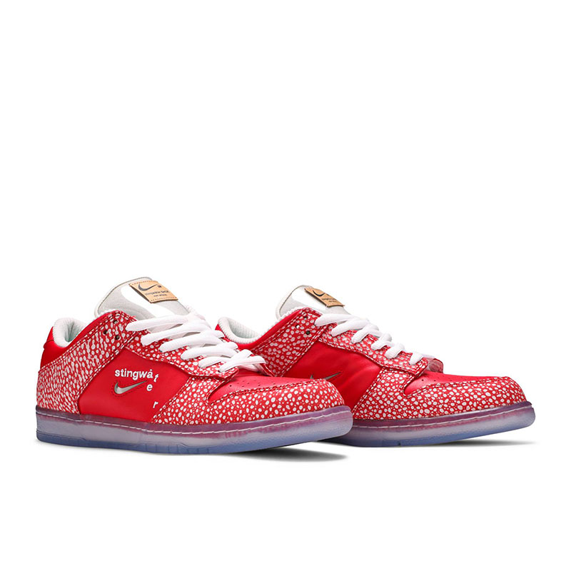 STINGWATER X DUNK LOW SB 