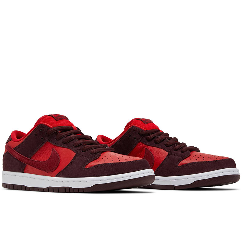 DUNK LOW PRO SB 