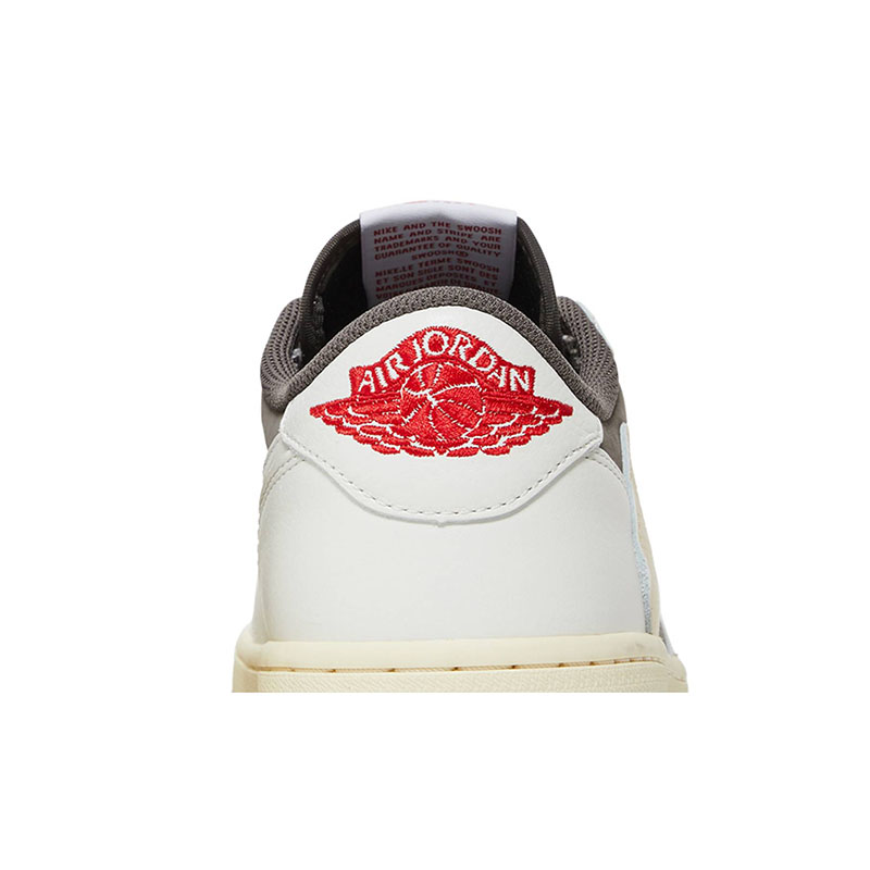 TRAVIS SCOTT X AIR JORDAN 1 LOW OG "REVERSE MOCHA"