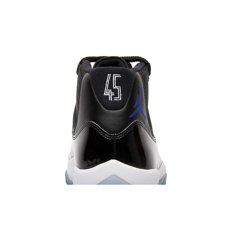 AIR JORDAN 11 RETRO