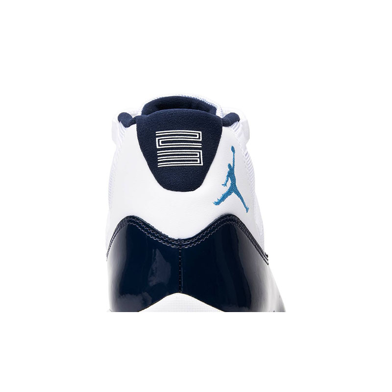AIR JORDAN 11 RETRO 