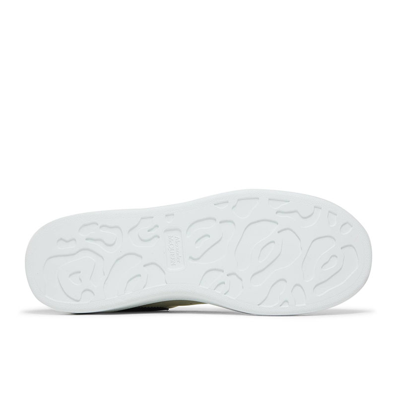 alexander M*Q*en oversized sneaker 