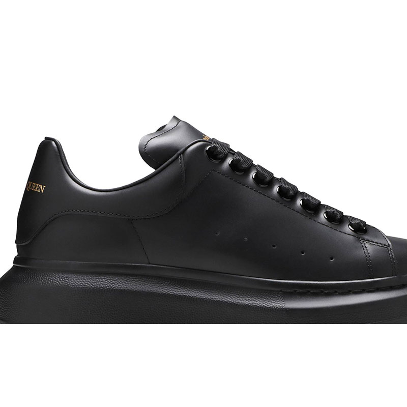 alexander M*Q*en oversized sneaker 