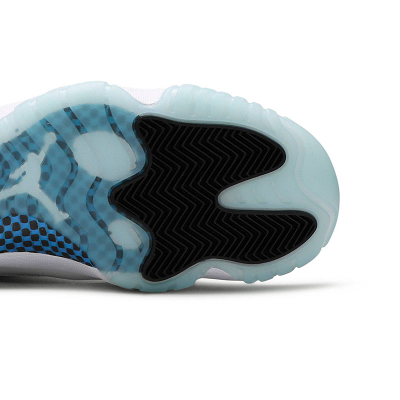 AIR JORDAN 11 RETRO LOW 
