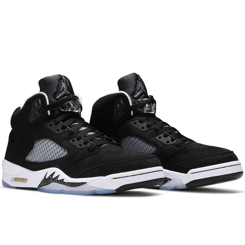AIR JORDAN 5 RETRO