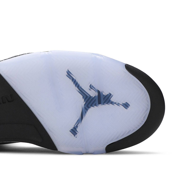 AIR JORDAN 5 RETRO