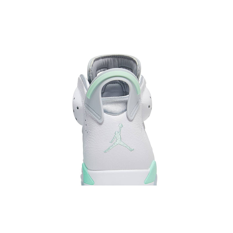 AIR JORDAN 6 RETRO