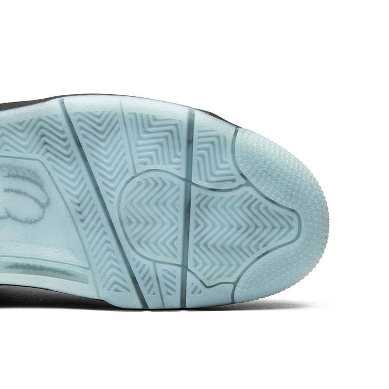 KAWS X AIR JORDAN 4 RETRO 