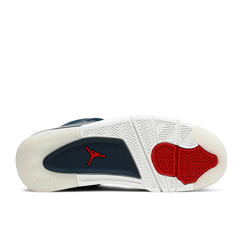 AIR JORDAN 4 RETRO SE 