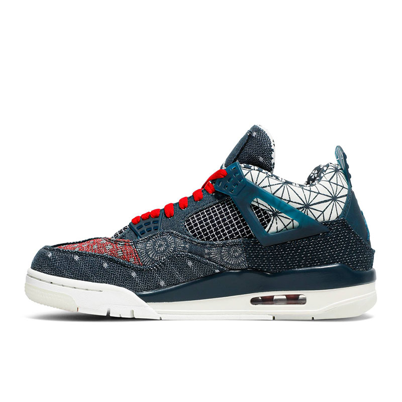 AIR JORDAN 4 RETRO SE 