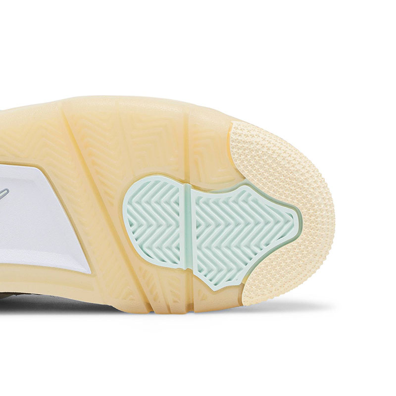 Off-White x Air Jordan 4 