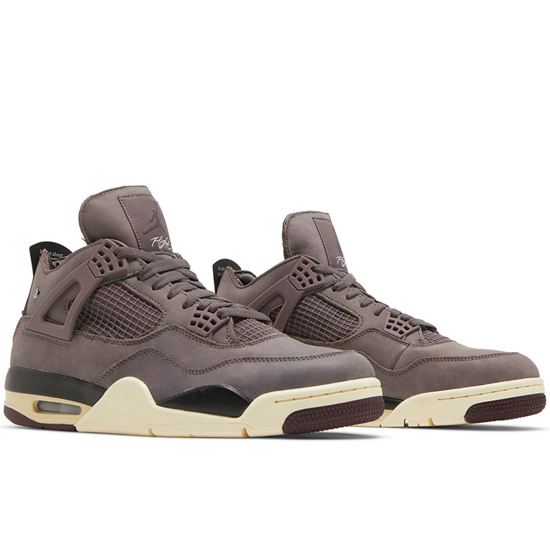 A MA MANIERE X AIR JORDAN 4 RETRO 