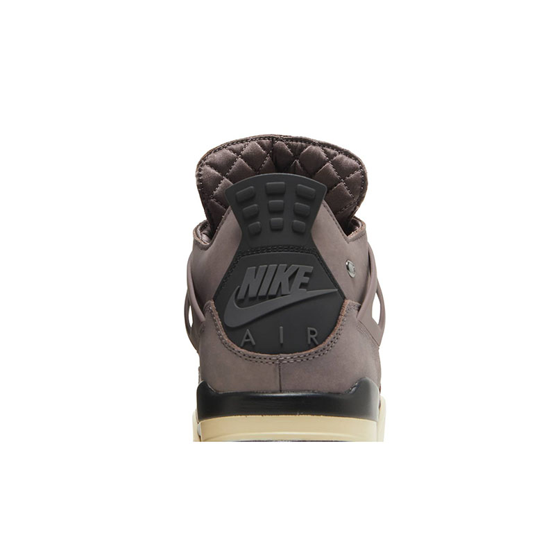 A MA MANIERE X AIR JORDAN 4 RETRO 