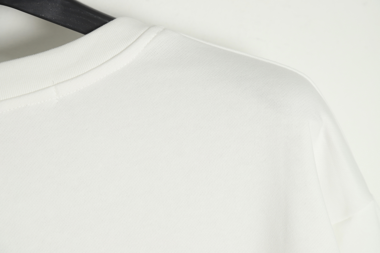 Alexander Wang 22FW Twisted Letters Crewneck Sweatshirt