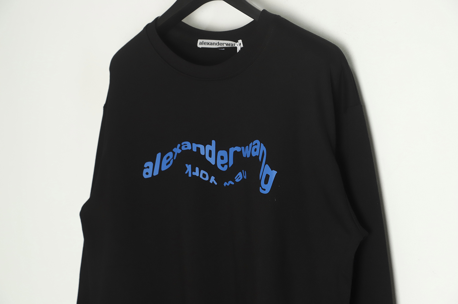 Alexander Wang 22FW Twisted Letters Crewneck Sweatshirt TSK1