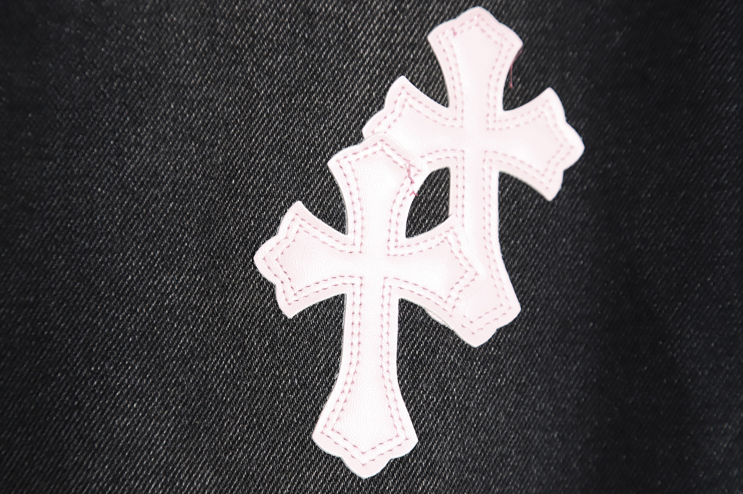 Ch**me He**ts classic leather label cross denim trousers tsk2