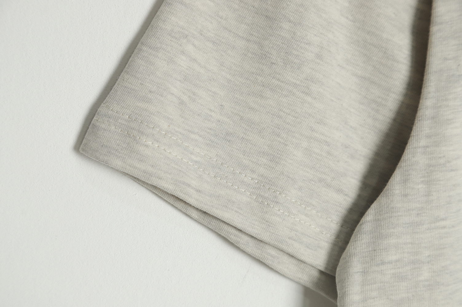 FEAR DF GOD double line 1977 flocking print short-sleeved Ivory