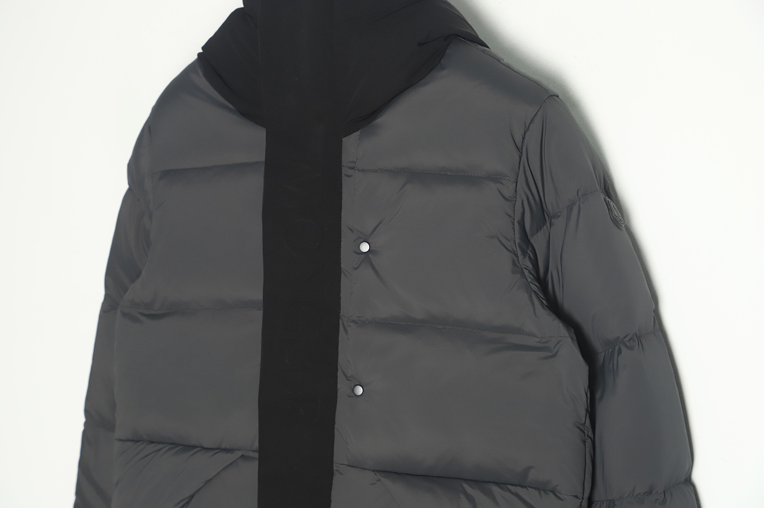 Moncler 22FW madeira black warrior placket three-dimensional embossed letter down jacket