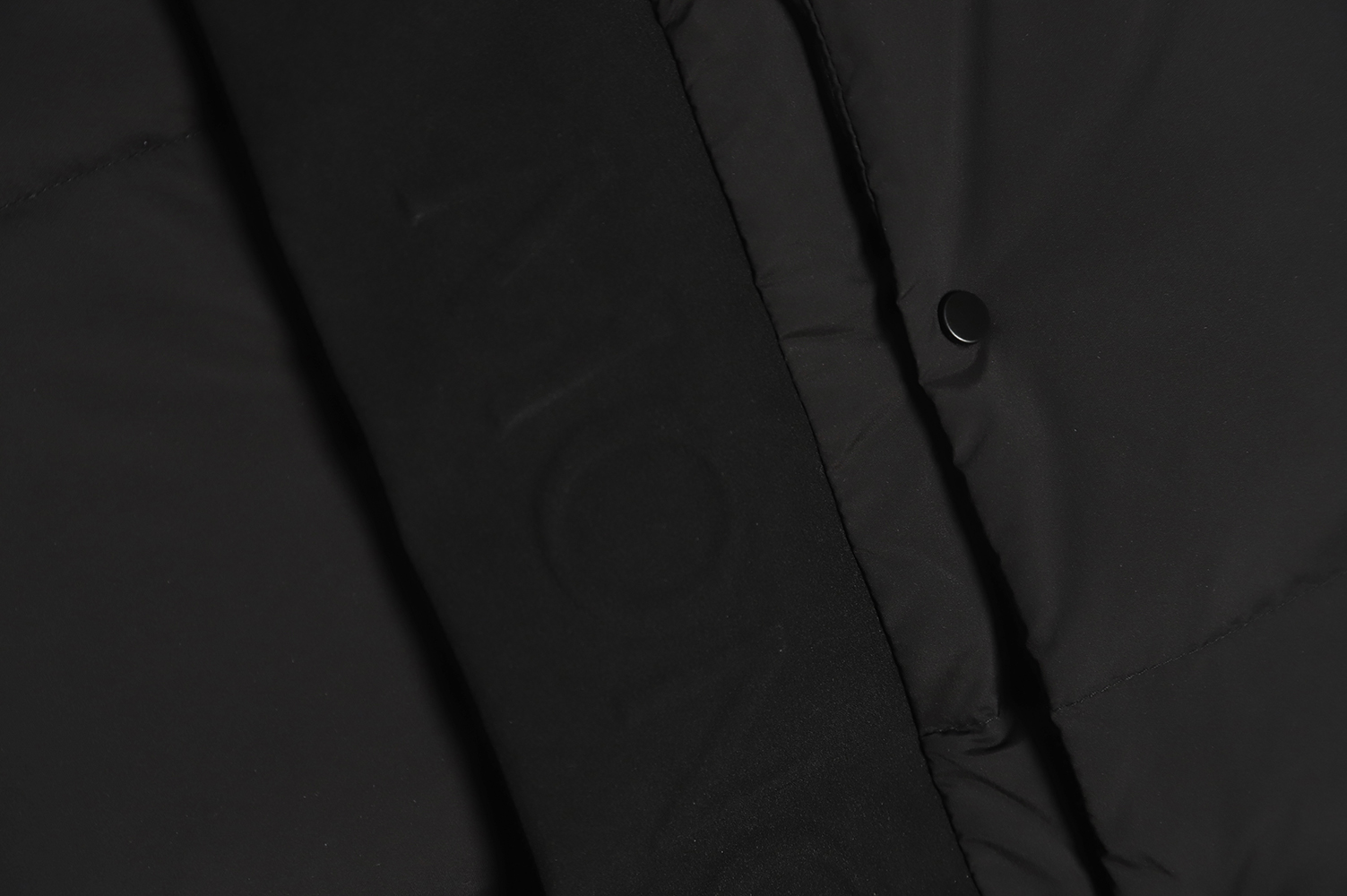 Moncler 22FW madeira black warrior placket three-dimensional embossed letter down jacket TSK1