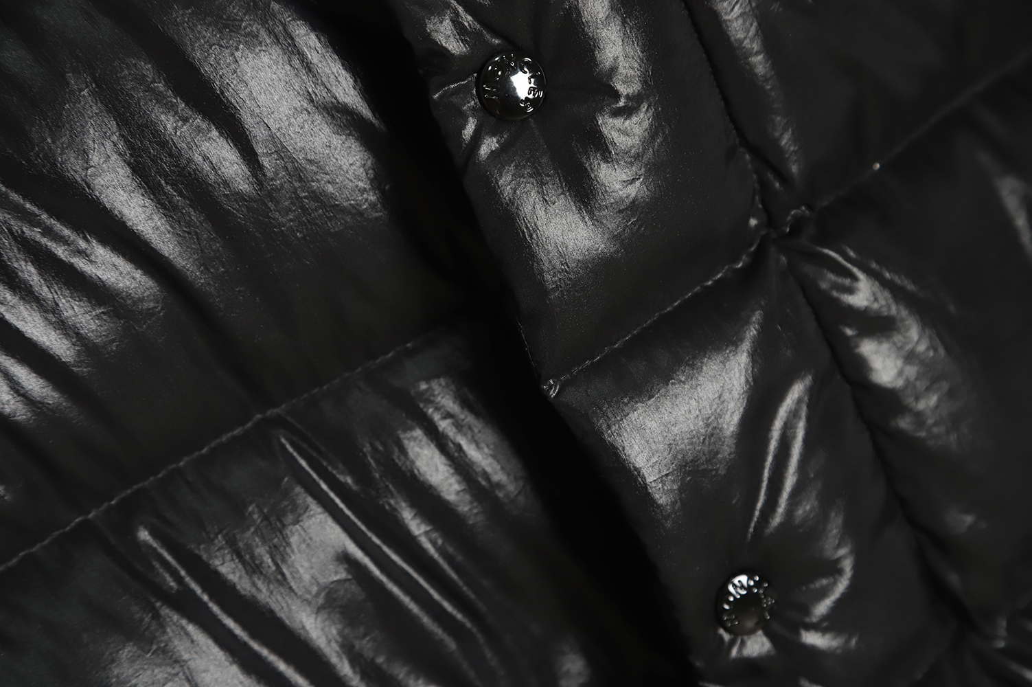 Moncler 70th Anniversary Limited Short Down Jacket TSK1