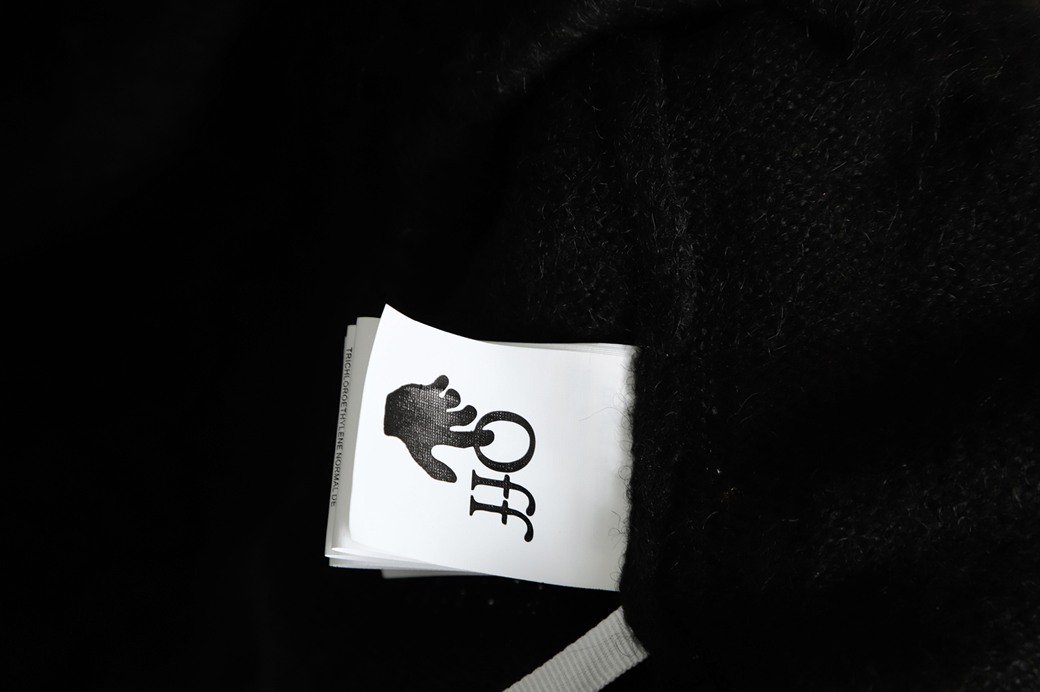 OFF WHITE Mohair Sweater TSK7