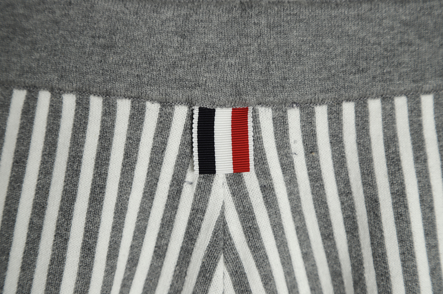 THOM BMOMTHE 22ss striped shorts