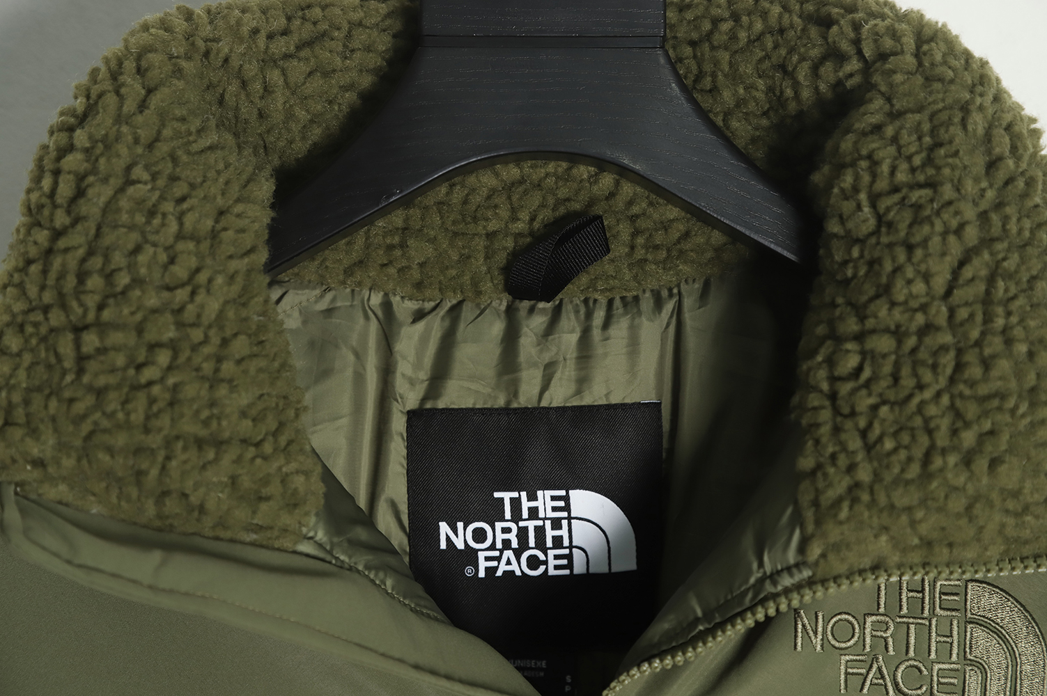 the nor*h f**e t*f nor*h lamb down jacket tsk2