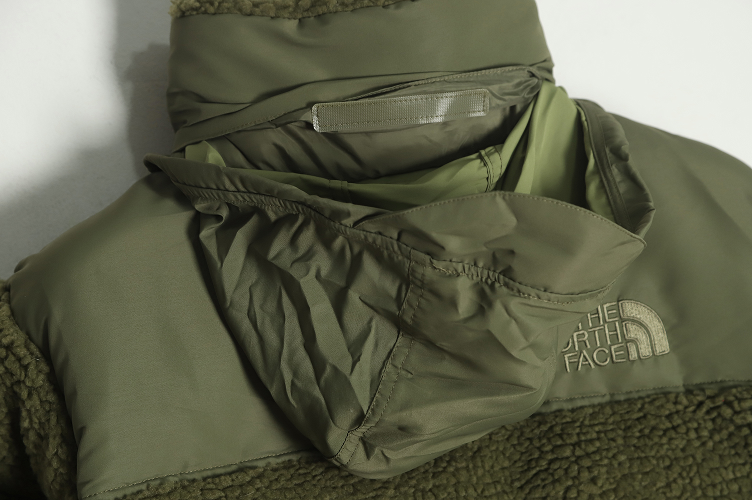 the nor*h f**e t*f nor*h lamb down jacket tsk2