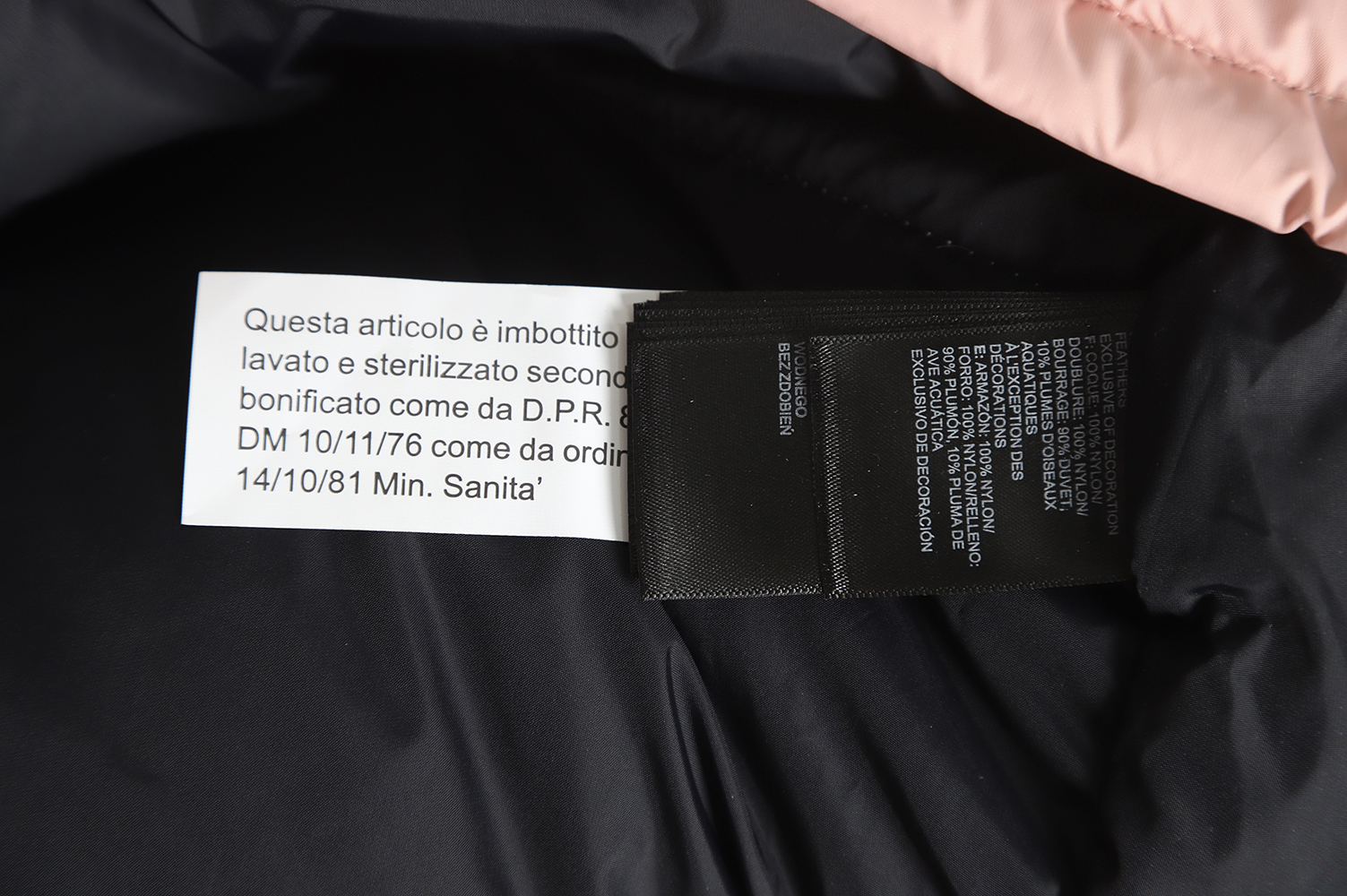 the nor*h F**e classic down vest tsk3