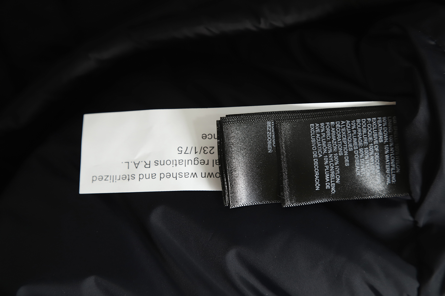 the nor*h F**e classic down vest tsk8