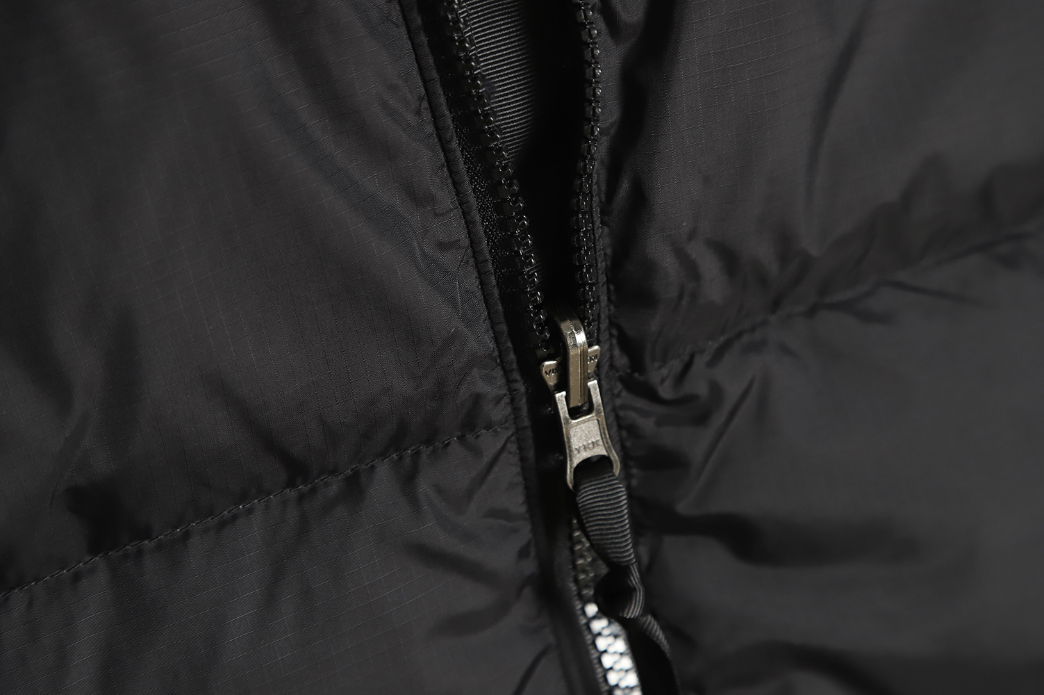 the nor*h F**e classic down vest tsk8