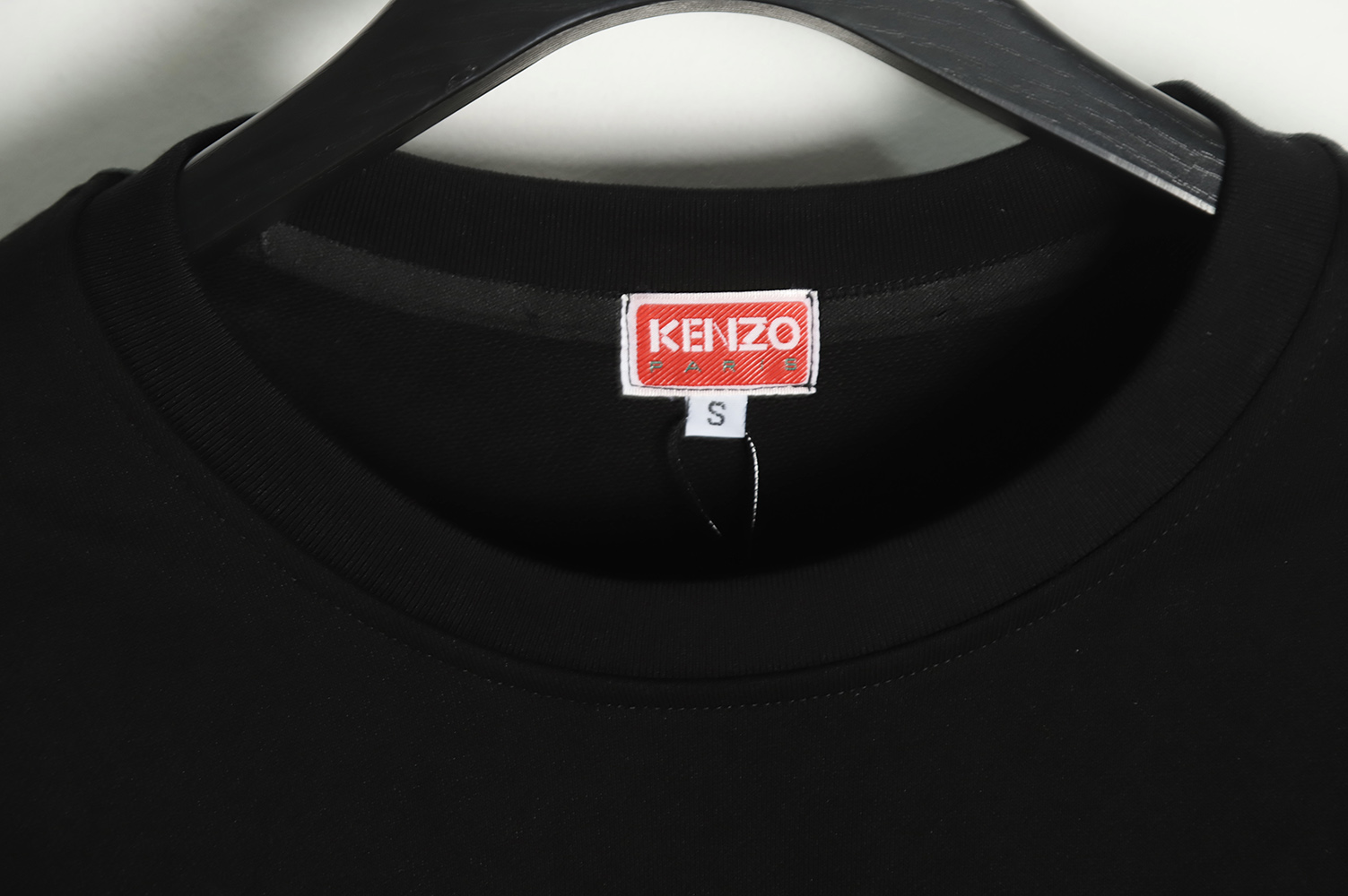 Kenzo 22FW begonia print crew neck sweatshirt TSK1