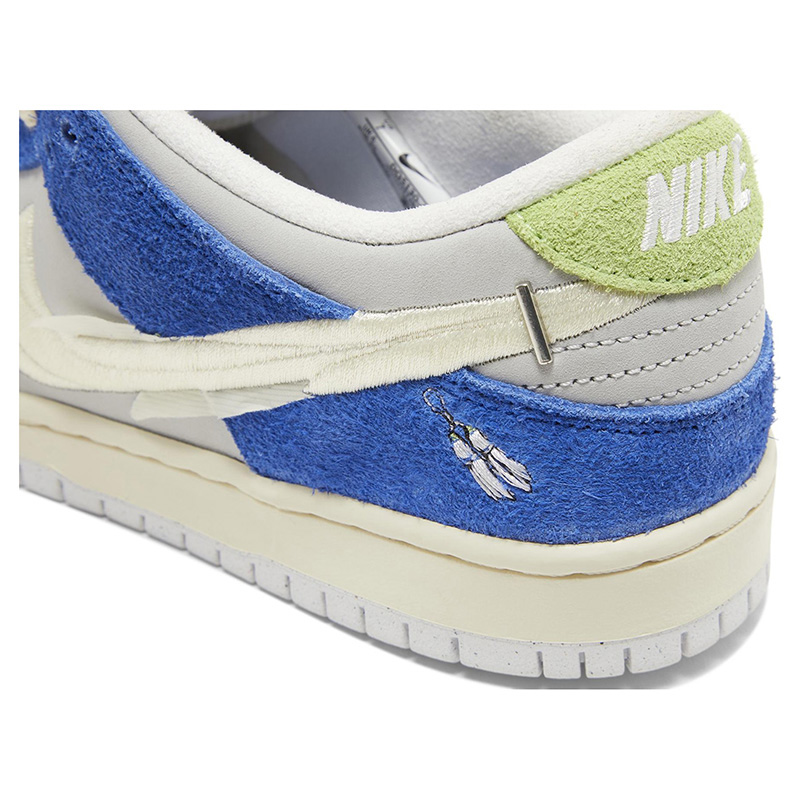 FLY STREETWEAR X DUNK LOW PRO SB