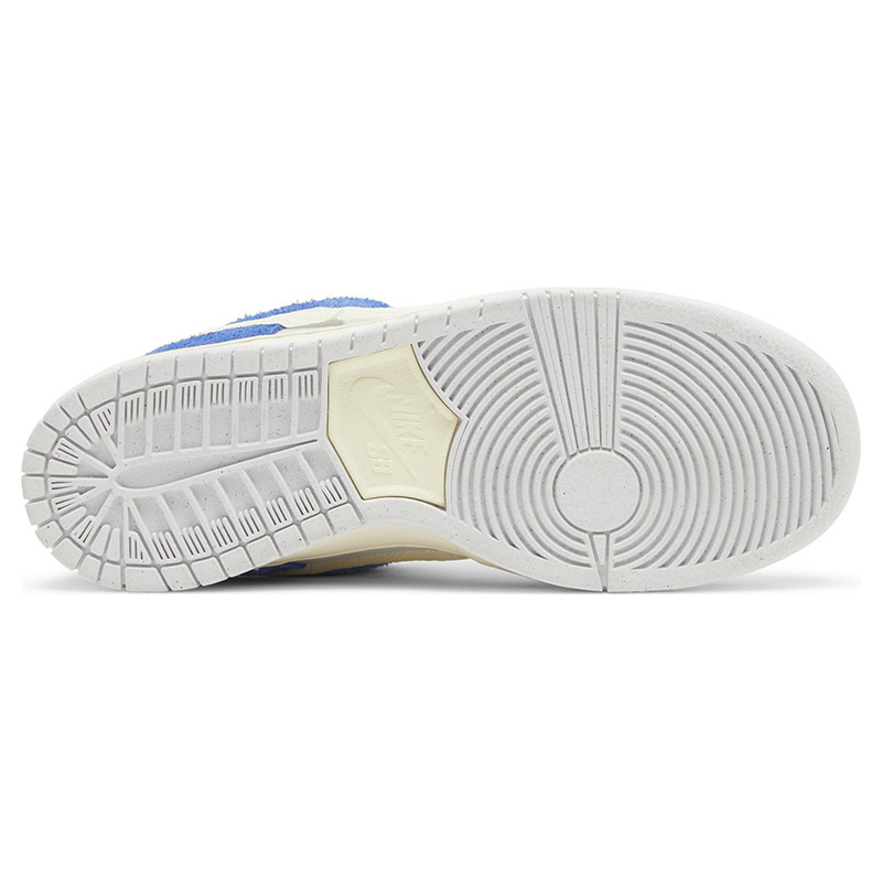 FLY STREETWEAR X DUNK LOW PRO SB