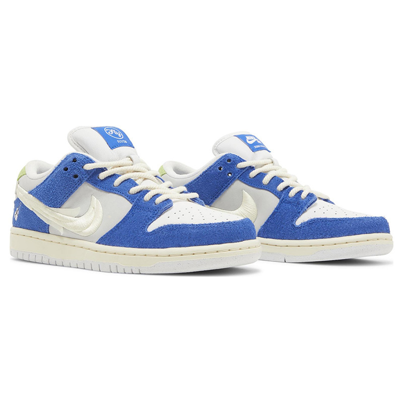 FLY STREETWEAR X DUNK LOW PRO SB