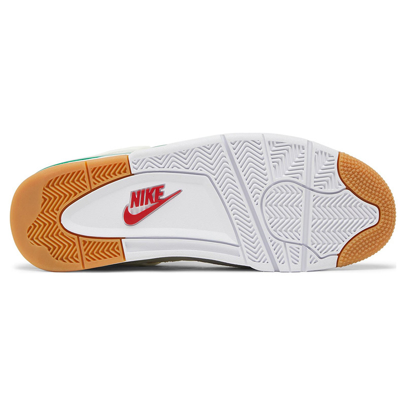 NIKE SB X AIR JORDAN 4 RETRO 