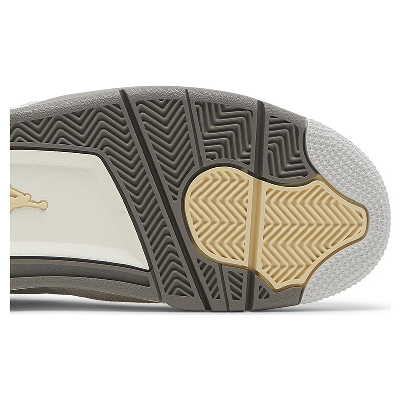 AIR JORDAN 4 RETRO SE 