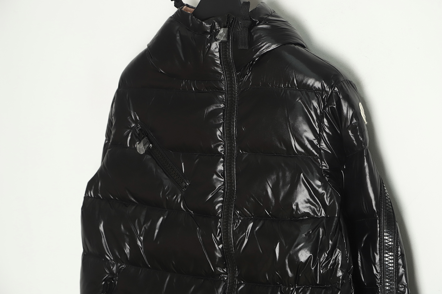 Moncler liriope series hooded diagonal zipper down jacket TSK1