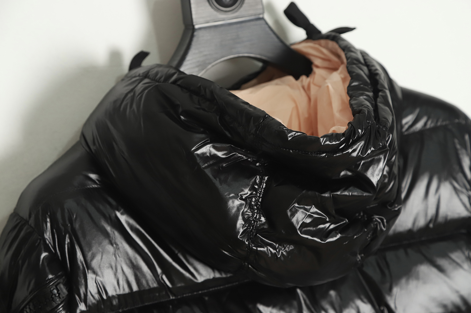 Moncler liriope series hooded diagonal zipper down jacket TSK1