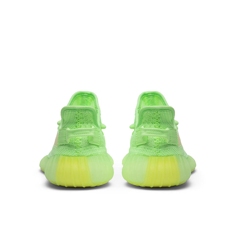Y**zy boost 350 v2 gid glow
