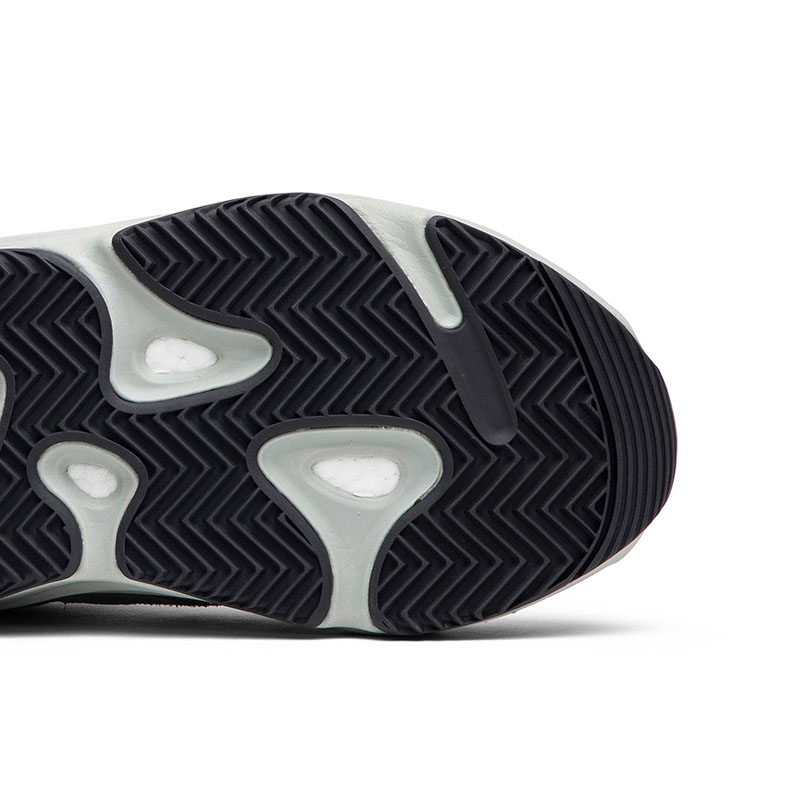 "special price" Y**zy boost 700 