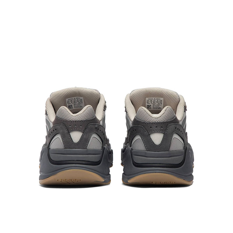 "special price" Y**zy boost 700 v2 "tephra"