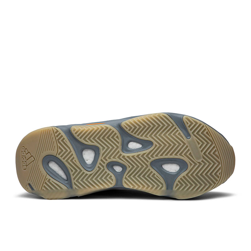 "special price" Y**zy boost 700 v2 