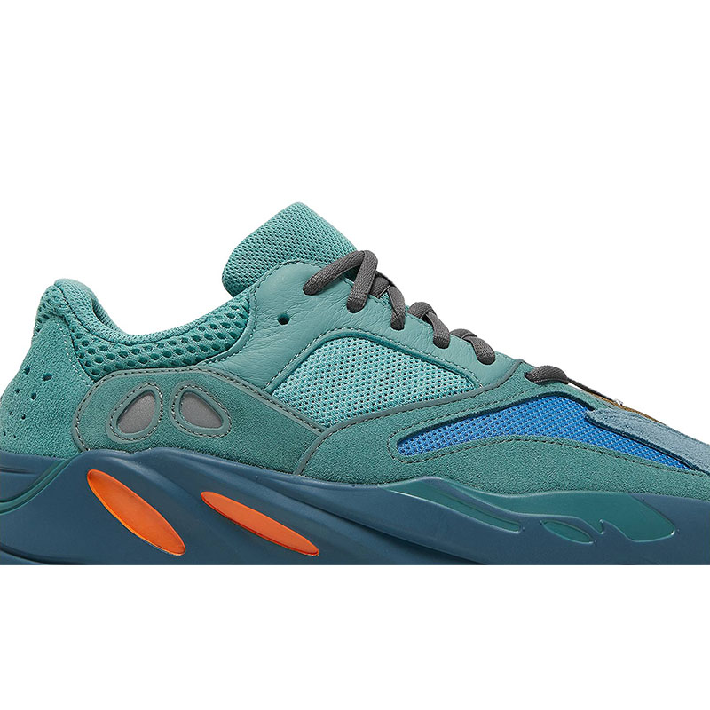 "special price" Y**zy boost 700 